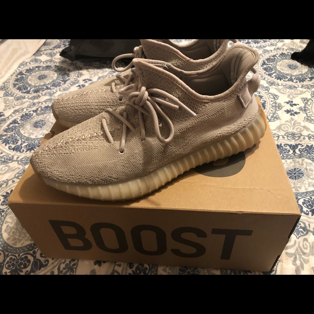 Yeezy Sesame Size 11 W/ Box. Amazing condition.